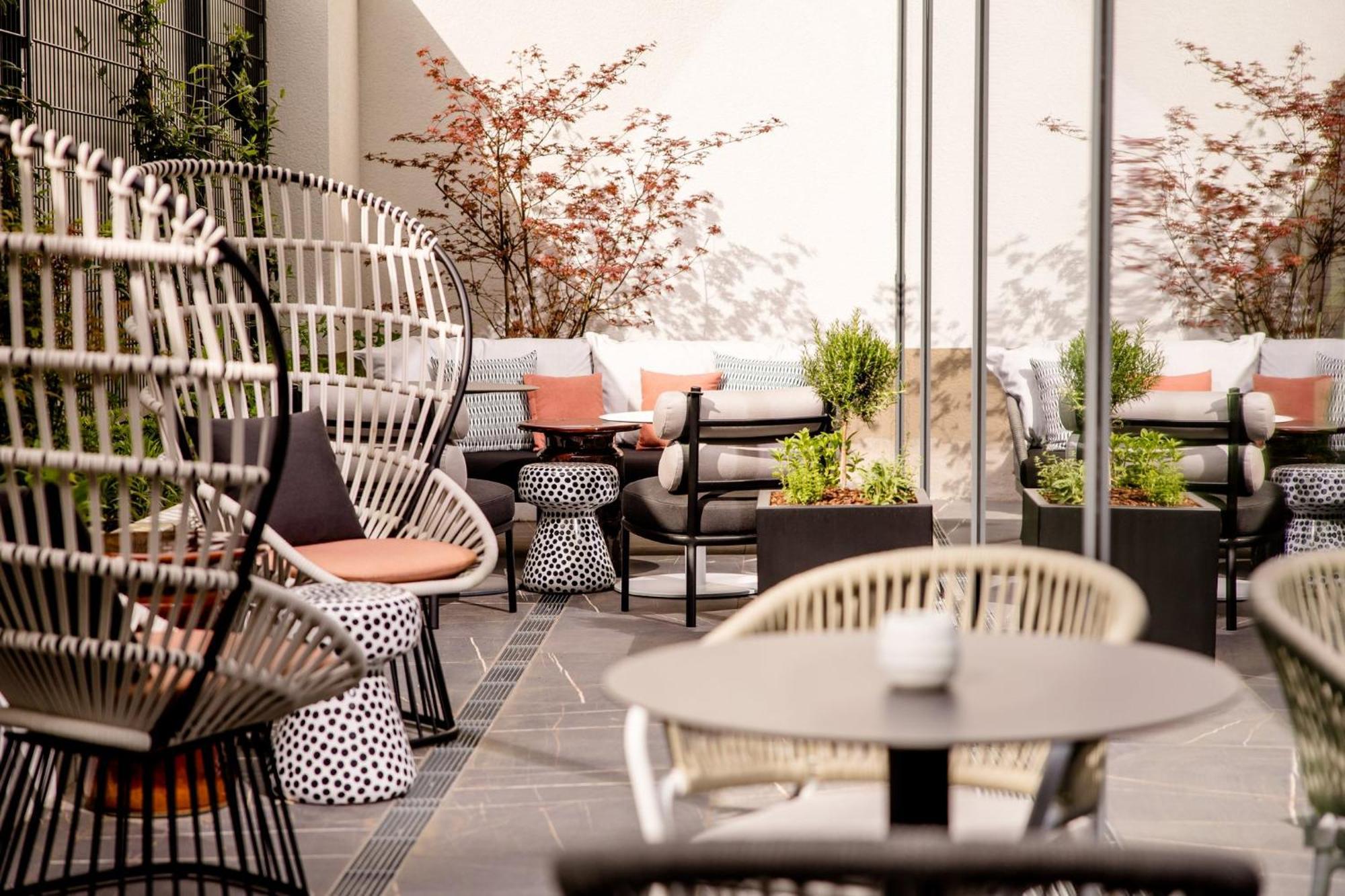 Motel One Karlsruhe Exteriör bild